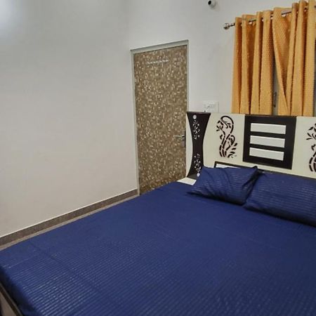 House Of Krishna Hotel Vrindāvan Exterior foto